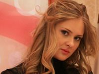 Interviu cu Alexandra Ignat, câştigătoarea celei de-a şaptea ediţii a emisiunii “În al 9-lea cer”