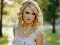 Taylor Swift nu vorbeşte niciodată despre sex în public, pentru că e pudică!