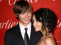 Zac Efron şi Vanessa Hudgens formează cel mai îndrăgit cuplu al anului 2008