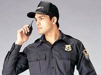 Femeile au fantezii cu bărbaţi în uniforme! Top zece cele mai sexy profesii masculine