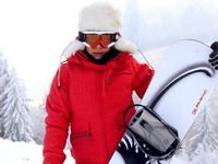 VJ-iţa Oana Tache, adolescenta rebelă din "Doctori de mame": vacanţă pe snowboard!