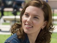 Frumoasa Scarlett Johansson este noua imagine a liniei de cosmetice Dolce&Gabbana