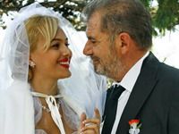 Pisi s-a căsătorit cu Gigi Dumbravă în episodul din "Regina" de miercuri, 10 decembrie/ FOTO!