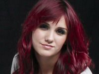 Dulce María trăieşte o poveste de iubire cu chitaristul trupei mexicane Motel