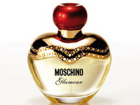 Moschino lansează parfumul zilelor de primăvară: Glamour!