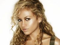 Cadou pentru fani: Paulina Rubio va lansa în martie "Oro", primul său parfum