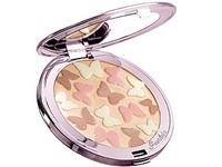 Pentru un machiaj de star ai nevoie de un produs "must have": blush-ul!