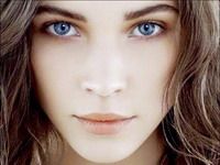 Ce produse cosmetice se potrivesc cel mai bine adolescenţilor?