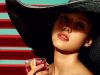 Proaspăta mămică Jessica Alba, sexy pentru noul calendar Campari!