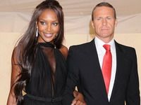 Supermodelul Naomi Campbell se mărită cu un miliardar rus