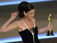 Americanii au realizat un top al celor mai frumoase rochii de la Oscaruri