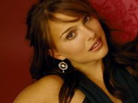 Natalie Portman, desemnată cea mai bine îmbrăcată vedetă a anului 2007