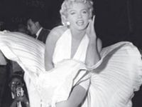 Cea mai celebră ţinută din filme - rochia albă a lui Marilyn Monroe