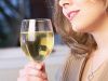 Dieteticienii avertizează: anumite băuturi măresc pofta de mâncare!