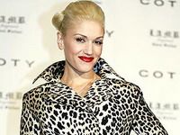 Gwen Stefani: “E foarte greu să recunosc, dar toată viaţa am fost la dietă!”