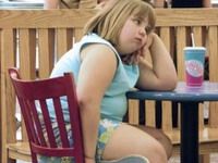Obezitatea este cauzată şi de mediul în care se trăieşte