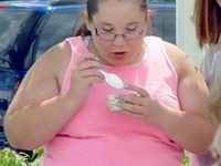 Copiii femeilor fumătoare prezintă riscul de a deveni obezi