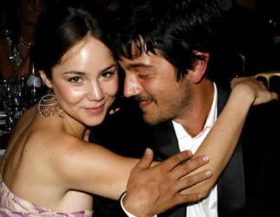 Laura Zapata, suparata pe infidelitatile actorului Diego Luna, sotul Camilei Sodi