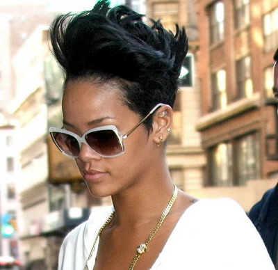 Sex cu Rihanna? Iar se da in stamba Chris Brown?