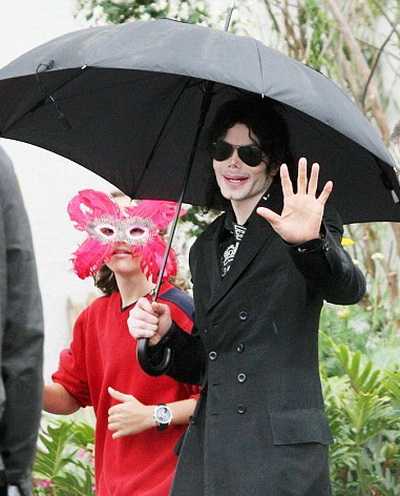 Mama lui Michael Jackson a cerut custodia nepotilor ei! FOTO!