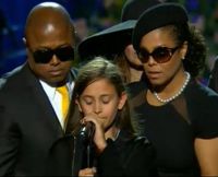 Paris Jackson, fiica lui Michael, ii scrie zilnic tatalui ei mort