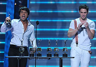 Premiile Juventud 2009: Luis Fonsi, cel mai premiat artist! Anahi, debut ca solista! FOTO & VIDEO!