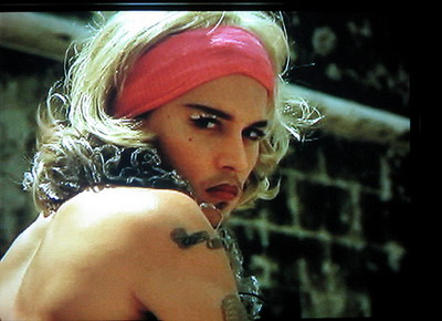 Johnny Depp vrea sa interpreteze un rol feminin!