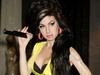 Amy Winehouse vrea sa lanseze pe piata un parfum care sa-i poarte numele