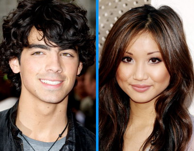 Joe Jonas a inlocuit-o pe Camilla Belle cu Brenda Song!