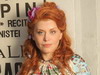 Loredana canta in carciuma din “Aniela”