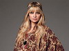 Nicole Richie lanseaza o linie de haine moderne si comode pentru gravide!