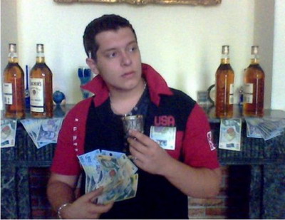 Cinci semne care arata ca este cocalar! FOTO!