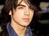 Joe Jonas, parasit si disperat?