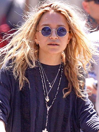 Mary-Kate Olsen, un nou look - ochelari hippie 