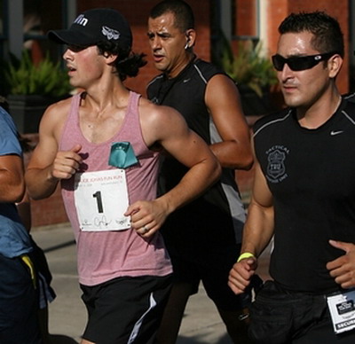Joe Jonas a implinit 20 de ani