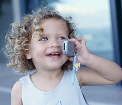 Copiii ar trebui sa aiba telefoane mobile?