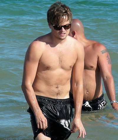 Leonardo DiCaprio trebuie sa slabeasca 14 kilograme pentru rolul din "Inception"
