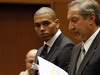 Chris Brown trebuie sa stea departe de Rihanna in urmatorii 5 ani!