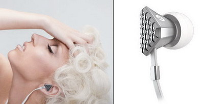Lady Gaga lanseaza casti audio triunghiulare, in colaborare cu Dr. Dre!