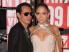 Lui Jennifer Lopez ii e frica de intuneric!