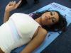 Un exercitiu pe zi cu Nicoleta: Ridicari de bazin, pe plansa, pentru fermitatea feselor
