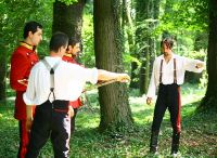 Denis Stefan se dueleaza cu o sabie originala de Toledo de la inceputul secolului XX VIDEO!