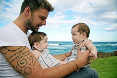Ricky Martin are doua noi tatuaje!