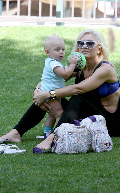 Gwen Stefani si Gavin Rossdale l-au dus pe micutul Zuma in parcul Coldwater Canyon - GALERIE FOTO!