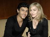 Madonna isi plateste bine jucaria sexuala!