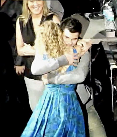 Taylor Lautner si Taylor Swift dau semne ca ar putea forma un cuplu!