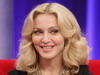Madonna a oferit in scopuri caritabile o pereche de pantofi Christian Dior! Beneficiarii vor fi copiii romi din Romania!