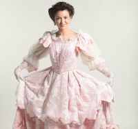Raluca Hupoiu a debutat miercuri, 21 octombrie, in primul serial romanesc de epoca, “Aniela”!