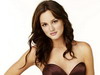 Leighton Meester are parte de momente fierbinti alaturi de  Robin Thicke in  videoclipul „Somebody to Love”!