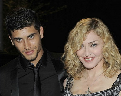 Madonna, emotionata ca o adolescenta la gandul ca ii va cunoaste pe parintii lui Jesus Luz!